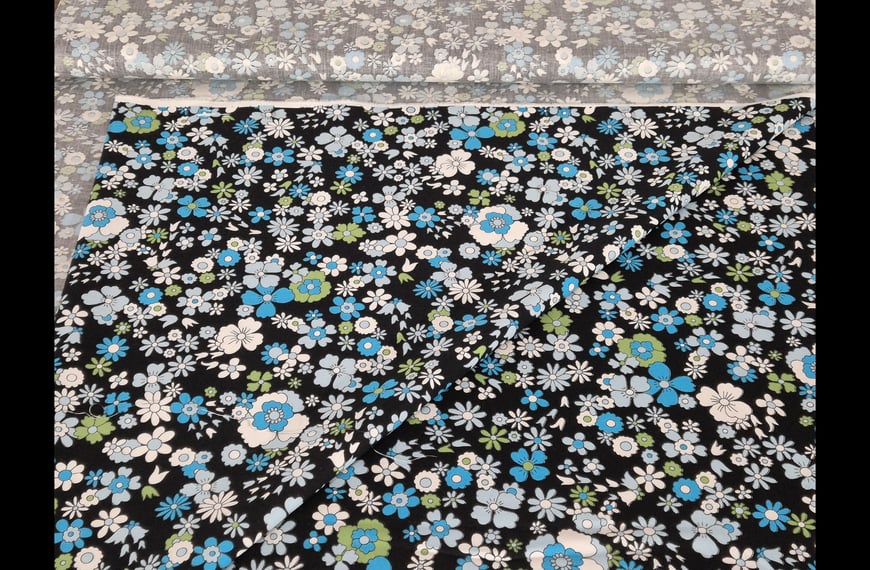 Poplin with Small Flowers Cotton Multi-Colored - 150cm