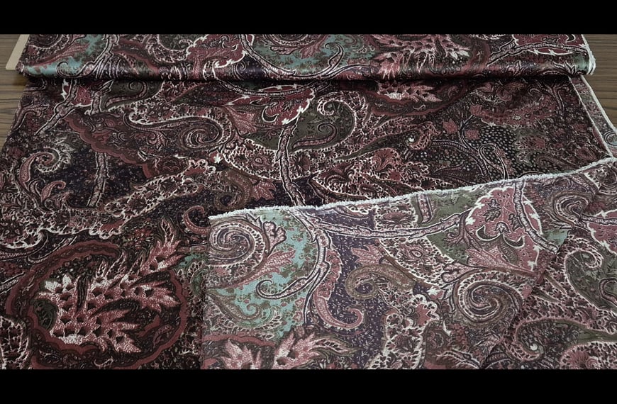 Satin with Paislies Polyester Elast Multi-Colored - 150cm