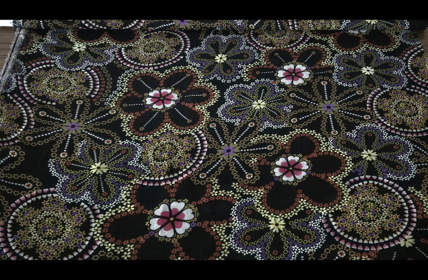 Muslin with Big Daisies Polyester Multi-Colored - 150cm