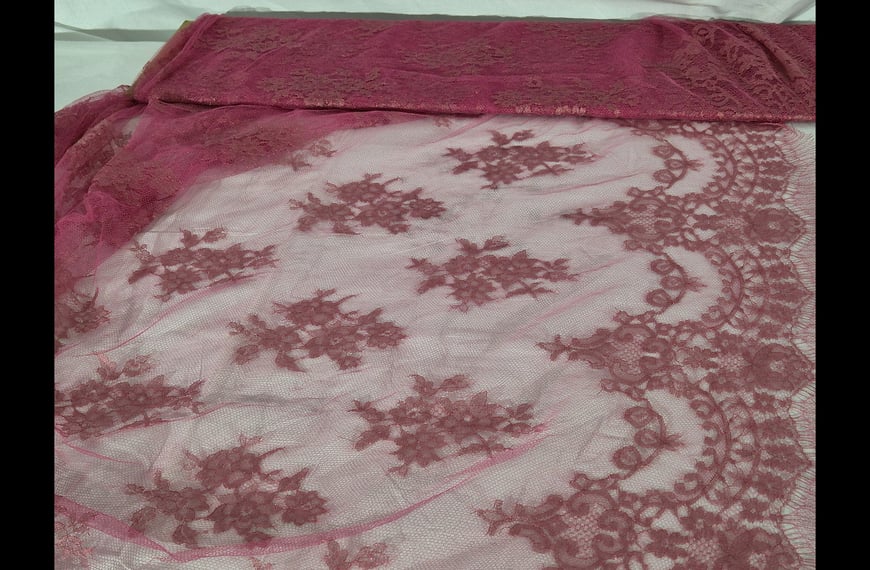 Lace Thin with Knit from France Polyester Acetat Single-Colored - 150cm