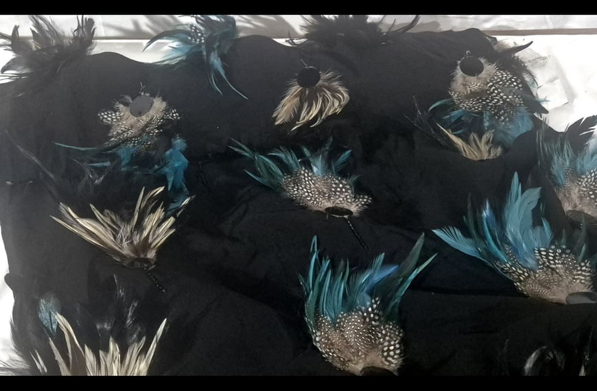 Muslin with Natural Feathers Silk Multi-Colored - 115cm
