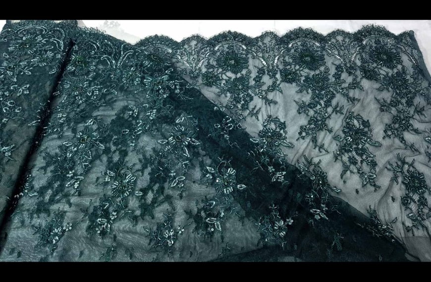 Lace with Pearls & Sequin & Border Polyester Single-Colored - 140cm