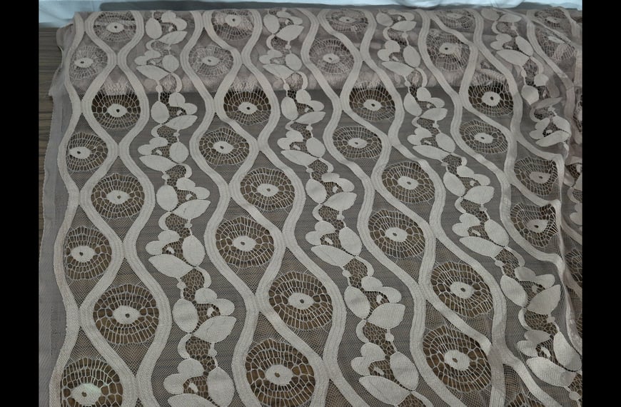 Mesh with Vertical Designs Polyester Single-Colored - 150cm