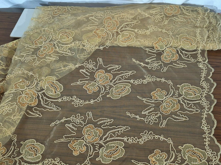 Lace with Εmbroidered Σequins Polyester Single-Colored-130cm Lace with Εmbroidered Σequins Polyester Single-Colored-130cm