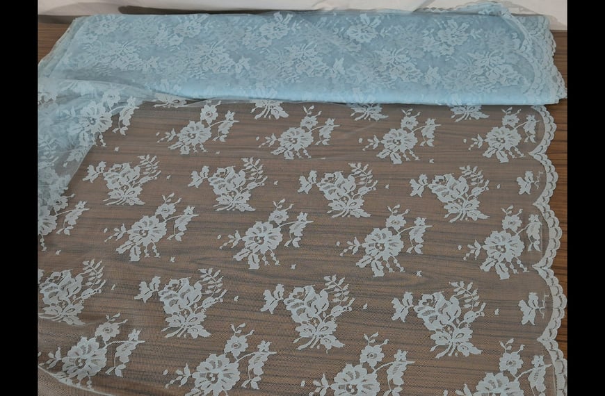 Lace with Flowers Polyester Single-Colored-150cm Lace with Flowers Polyester Single-Colored-150cm