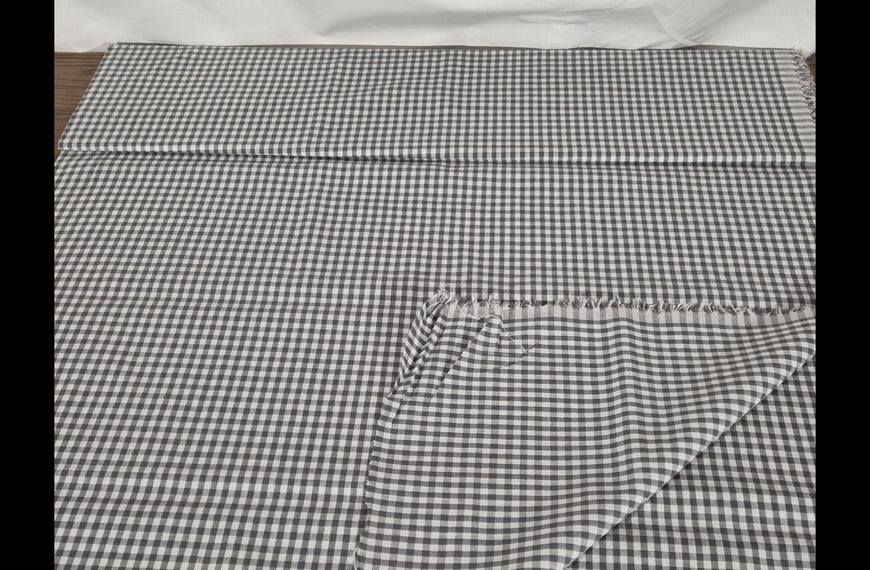 Poplin with Medium Checkers Pattern Cotton Multi-Colored - 140cm