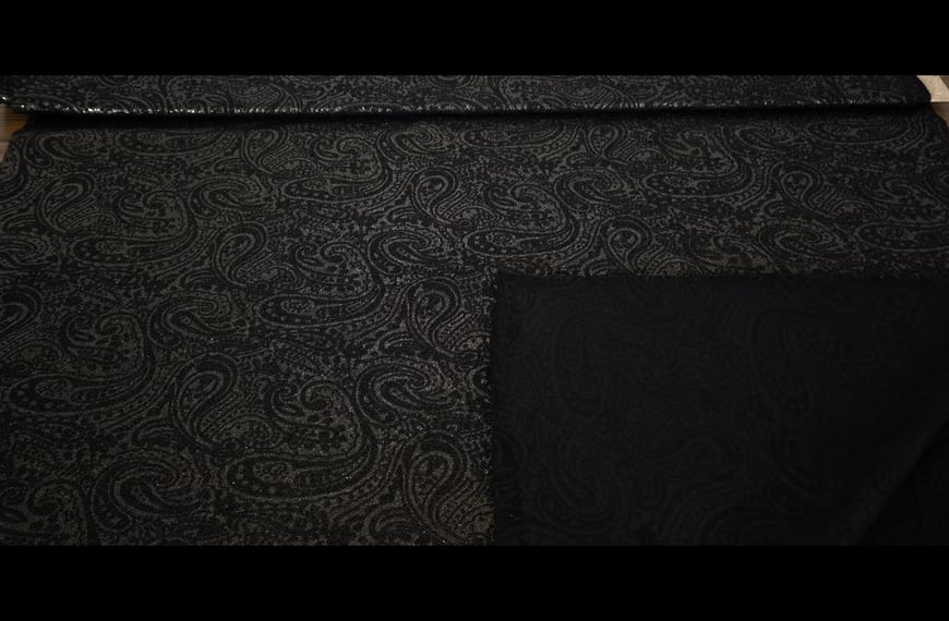 Jersey Foil with Golden Paislies Polyester Elast Multi-Colored - 150cm