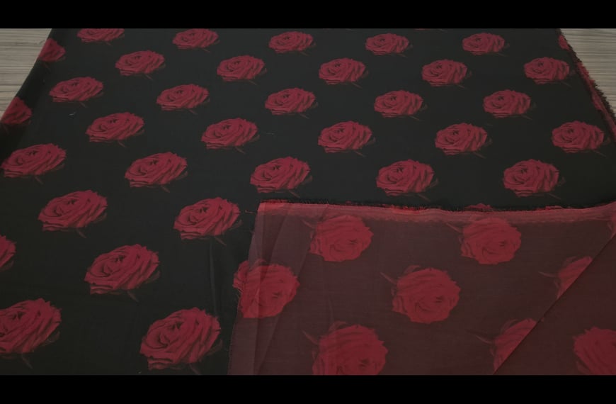 Muslin with Black Roses Polyester Multi-Colored - 140cm