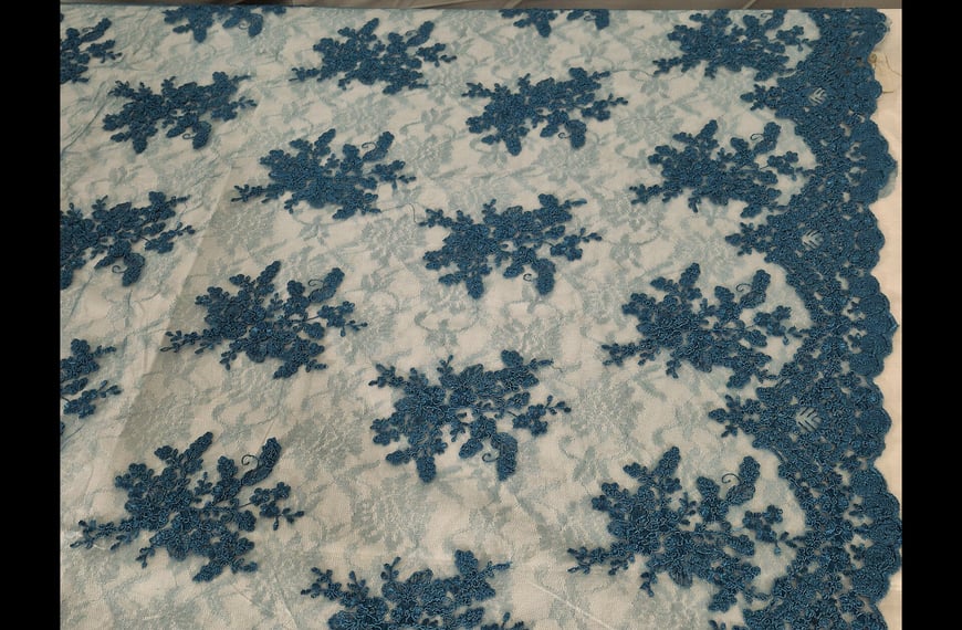 Lace with Bouquets & Border Viscose Polyester Cotton Single-Colored - 130cm