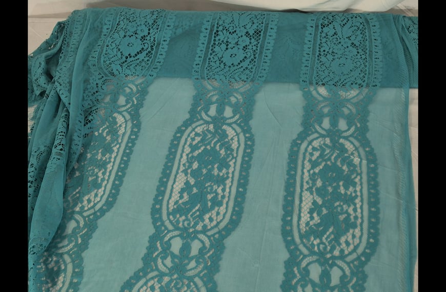 Lace Striped with Flowers & Finish Polyester Single-Colored - 140cm