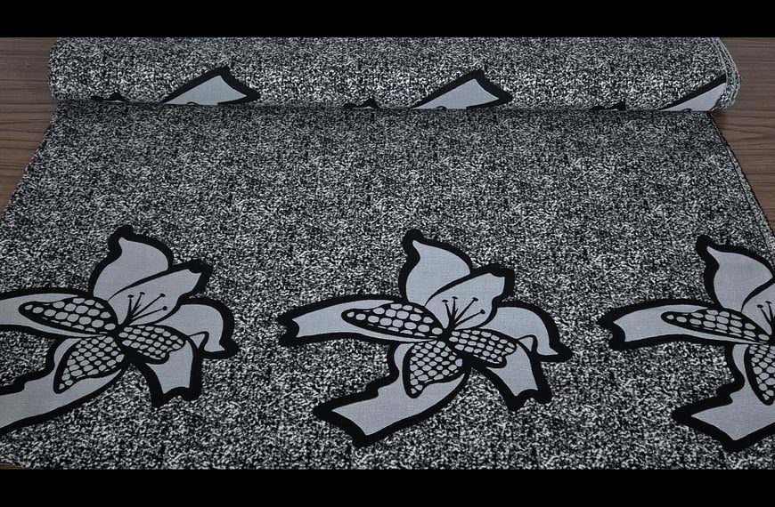 Brocade with Big Flowers Cotton Polyester Elast Multi-Colored - 150cm