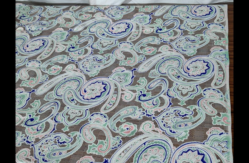 Lace with Flowers & Rhombuses Polyester Cotton Multi-Colored - 150cm