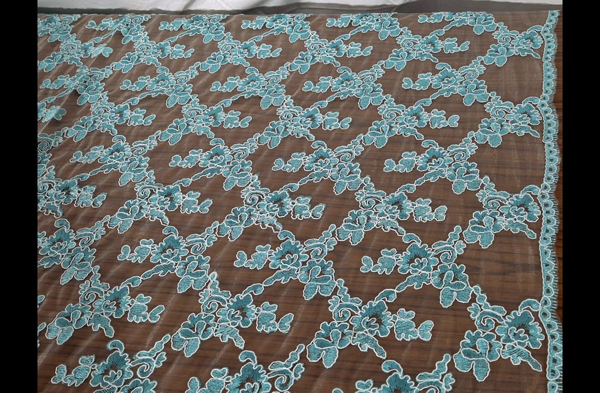 Lace with Flowers & Finish Polyester Single-Colored - 150cm