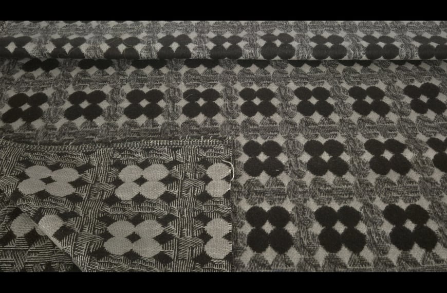 Wool with Small Circles Polyester Multi-Colored - 150cm