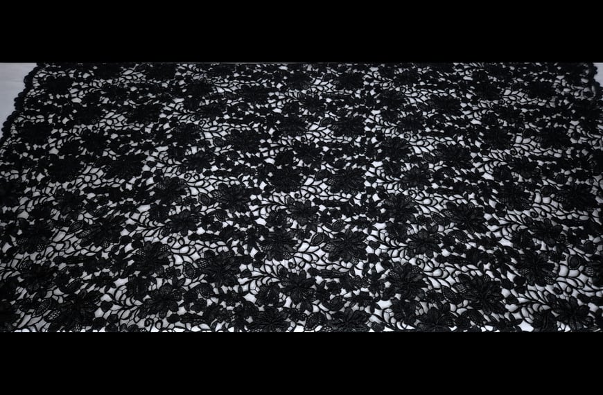 Lace Guipure with Daisies Polyester Single-Colored - 100cm