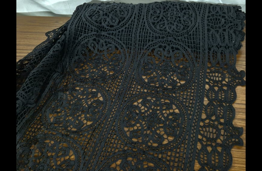 Lace Guipure with Circles & Crosses Polyester Single-Colored - 140cm