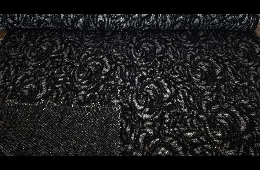 Knit with Metallic Flowers Polyester Cotton Multi-Colored - 150cm