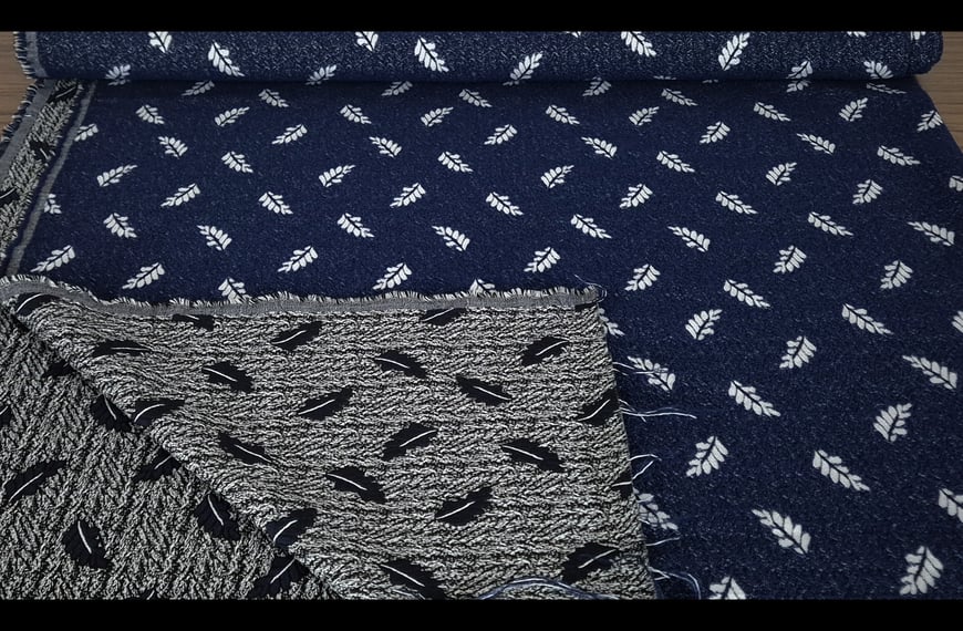 Brocade with White Leaves Polyester Viscose Elast Multi-Colored - 130cm