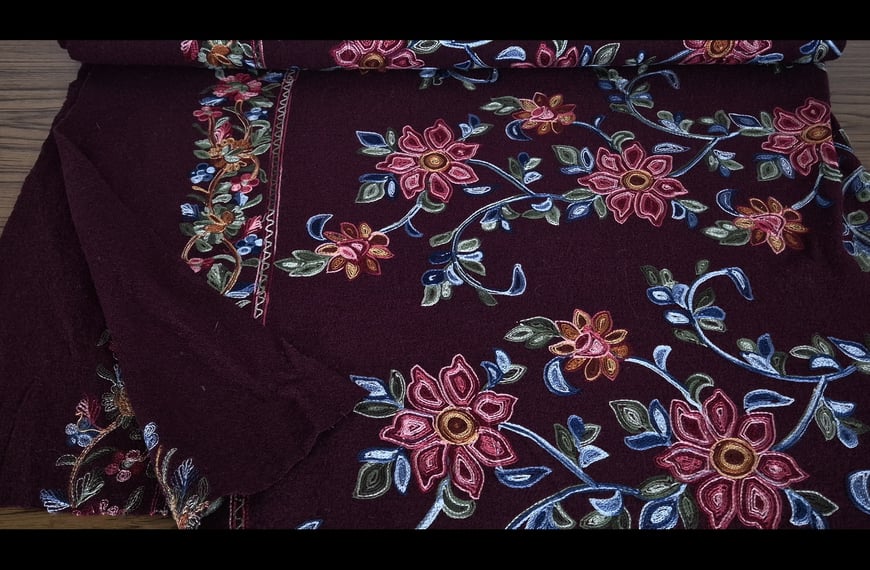 Boucle with Red Branch Viscose Wool Multi-Colored - 150cm