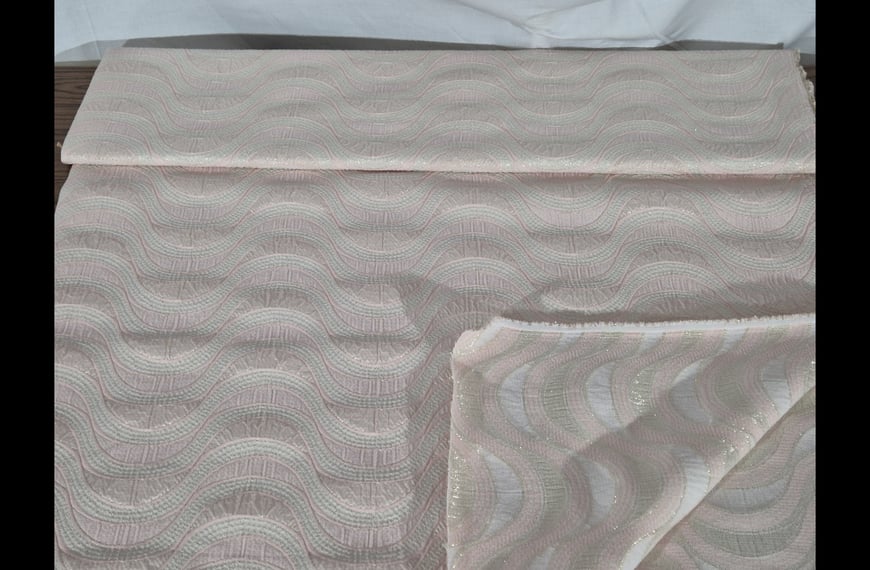 Jacquard with Golden Waves Polyester Metallic Elast Multi-Colored - 140cm