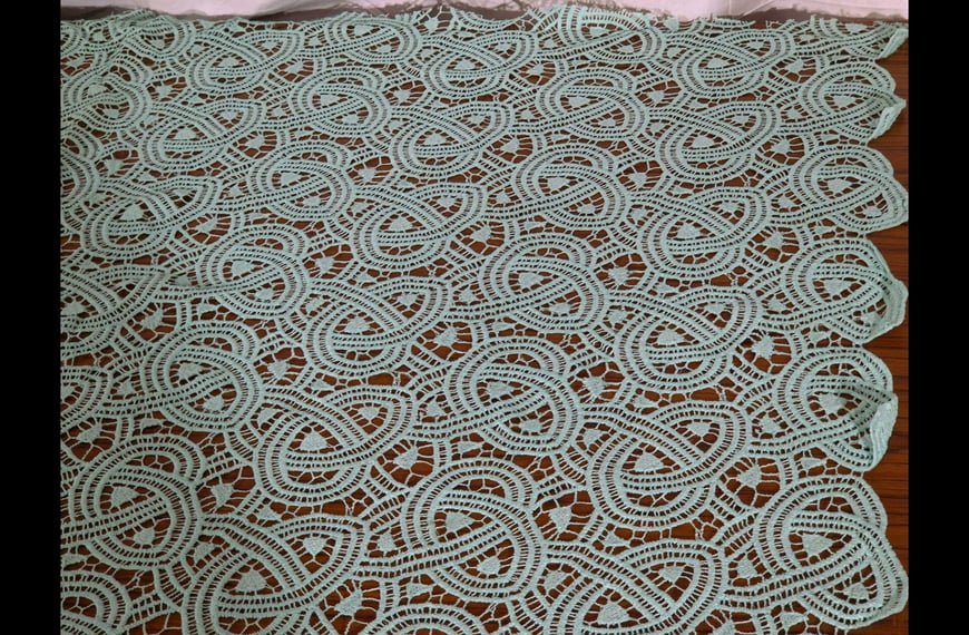 Lace Guipure with Ubnormal Patterns Polyester Single-Colored - 120cm