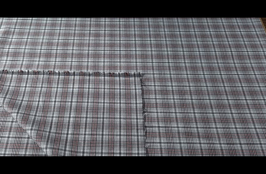 Gabardine with Red/Black Checkers Pattern Polyester Viscose Elast Multi-Colored - 150cm