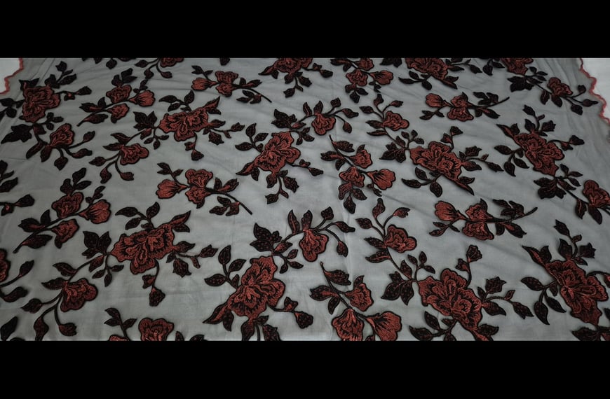 Lace with Velvelt Embroidery Polyester Single-Colored - 130cm