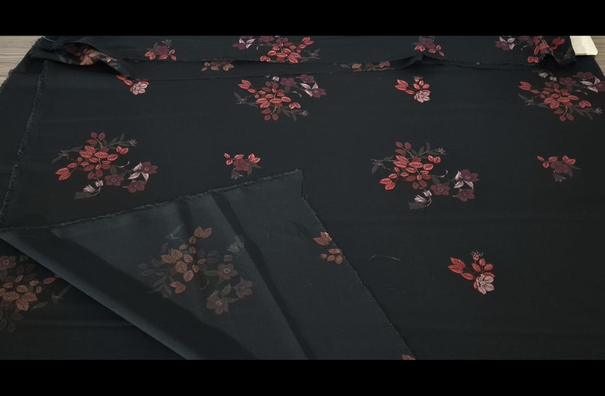 Moroccan with Red Roses Polyester Multi-Colored - 150cm