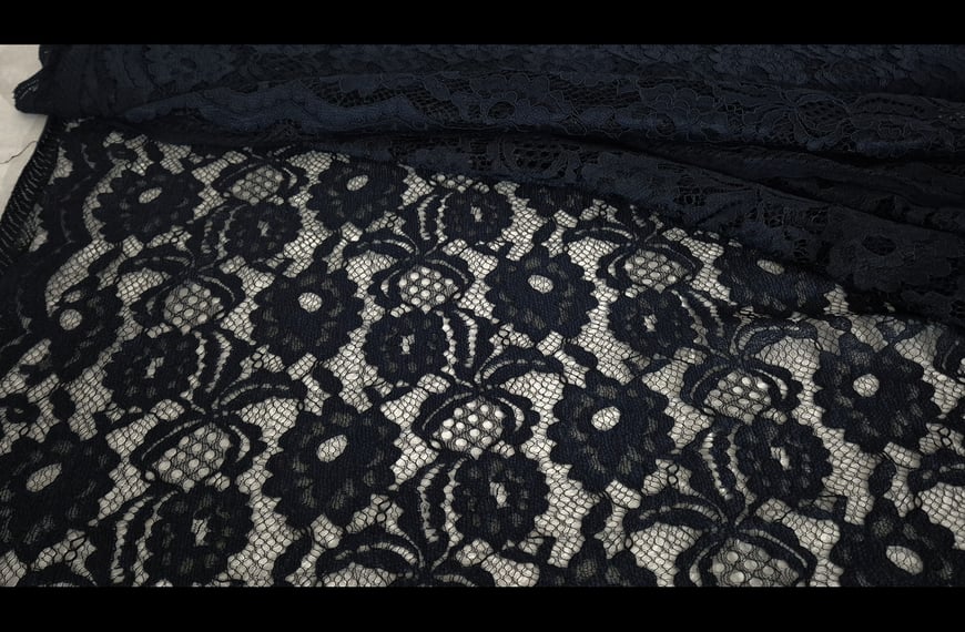 Lace Corded with Roses Polyester Single-Colored - 140cm