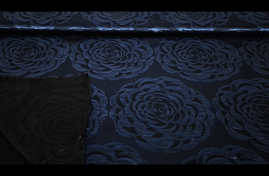 Boucle Lurex with Big Embroidered Roses Polyester Multi-Colored - 150cm