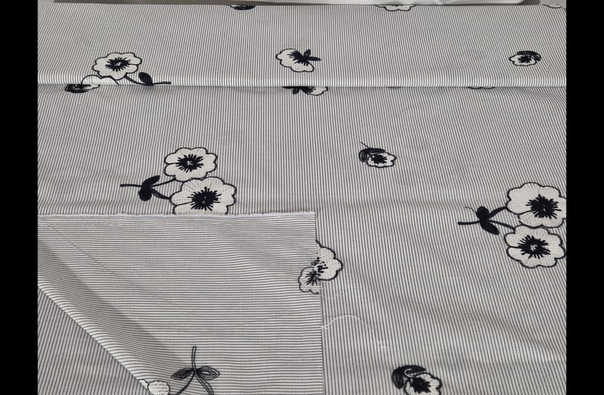 Poplin with Stripes & Knitted Flowers Polyester Cotton Multi-Colored - 150cm