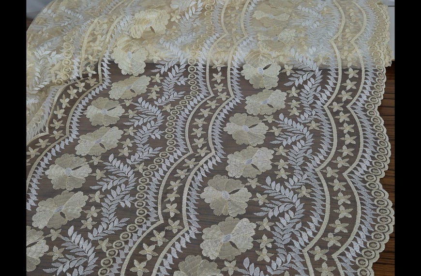 Lace with Flowers & Branches Polyester Multi-Colored - 130cm