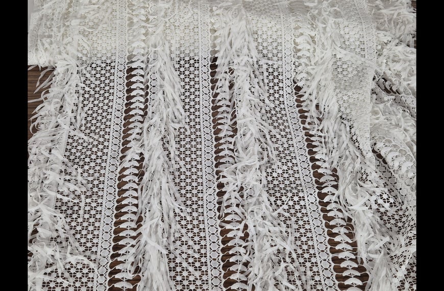 Guipure Lace with Circles and Fringe Polyester 150 Single-Colored - 130cm