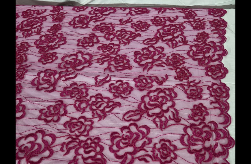 Lace with Small & Big Roses Polyester Single-Colored - 130cm