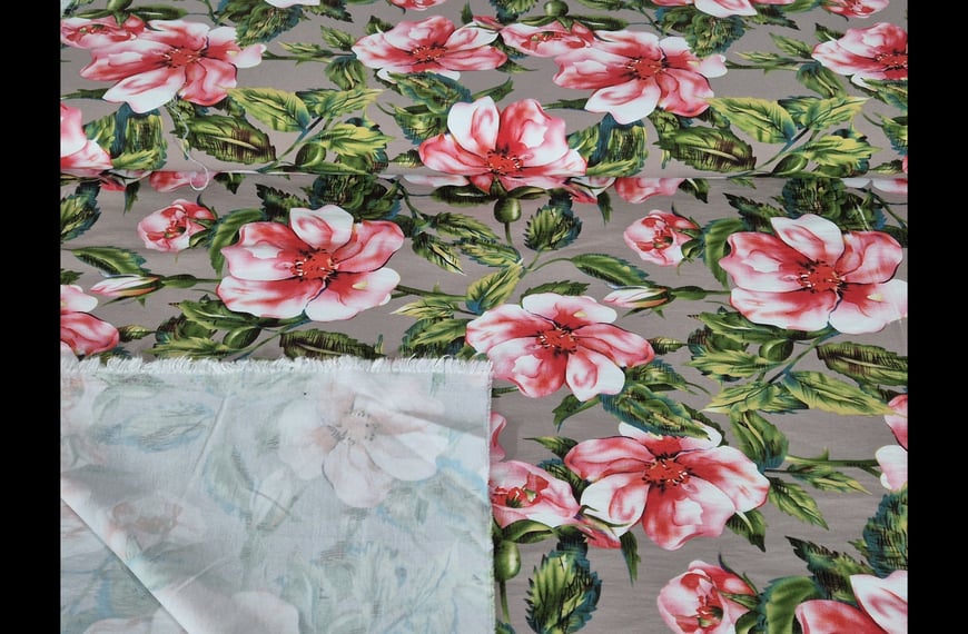 Gabardine with Big Red Flowers Viscose Polyester Elast Multi-Colored - 150cm