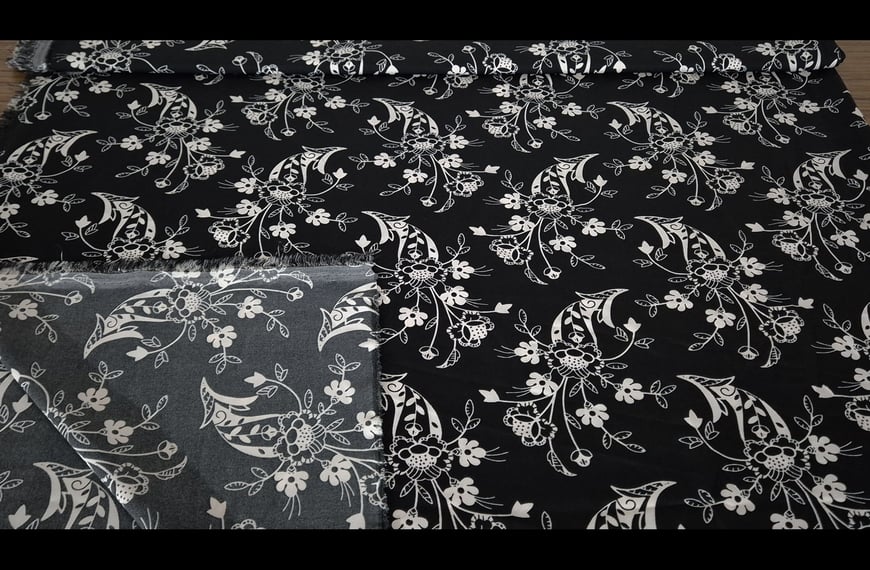Gabardine with Flowers Polyester Elast Multi-Colored - 150cm