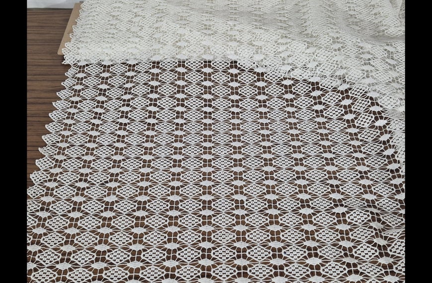 Lace Guipure with Geometrical Designs Polyester Cotton Single-Colored - 120cm