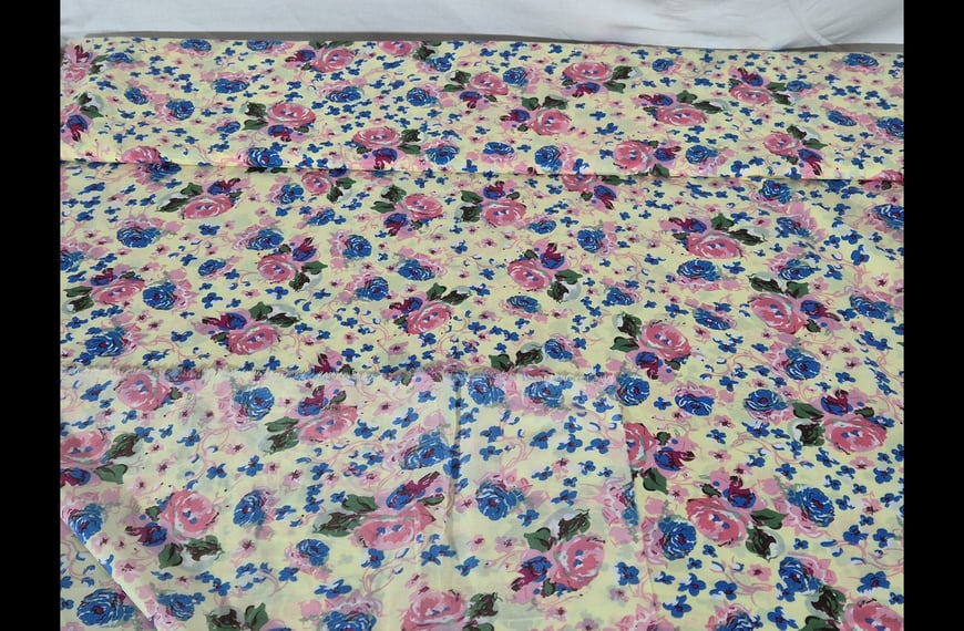 Moroccan with Roses & Leaves 100% Polyester Multi-Colored - 150cm