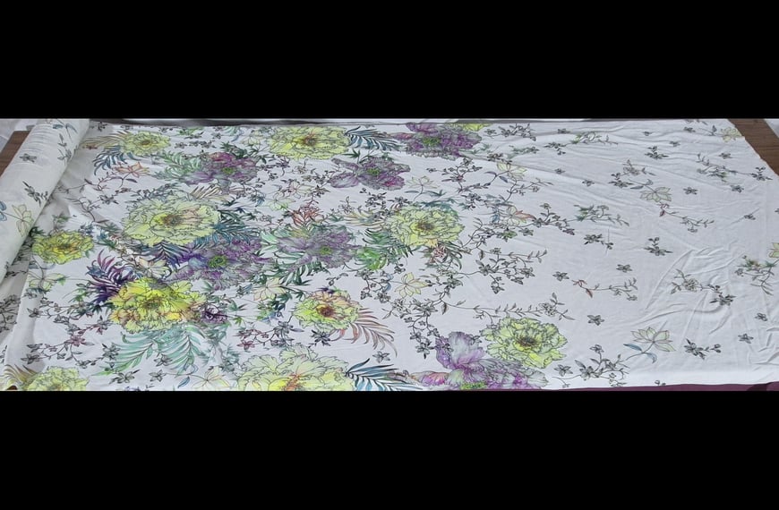 Mako Jersey with Flowers & Border Cotton Elast Multi-Colored - 150cm