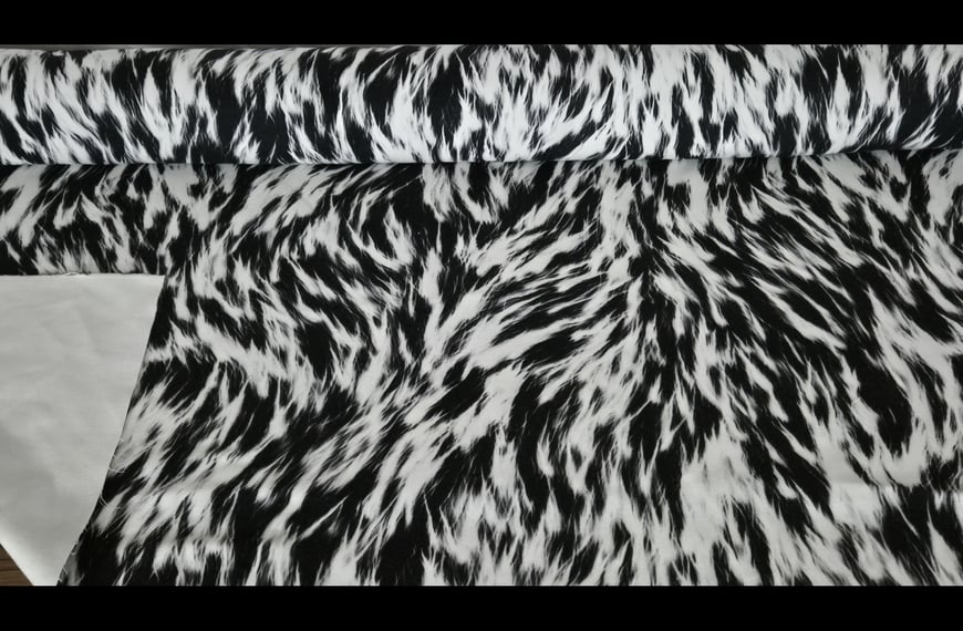 Velour/Coat from Italy with Zebra Pattern Polyester Viscose Elast Multi-Colored - 150cm