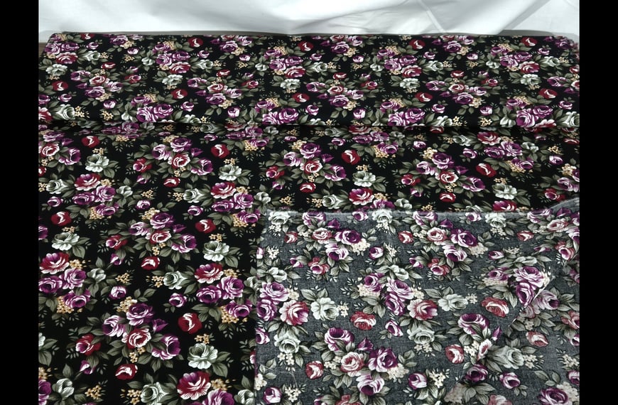 Poplin with Purple Roses in Bouquets Cotton Multi-Colored - 150cm