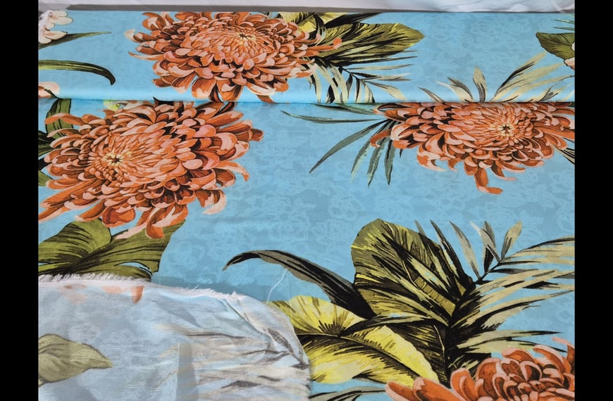 Viscose with Big Flowers & Leaves Multi-Colored - 140cm