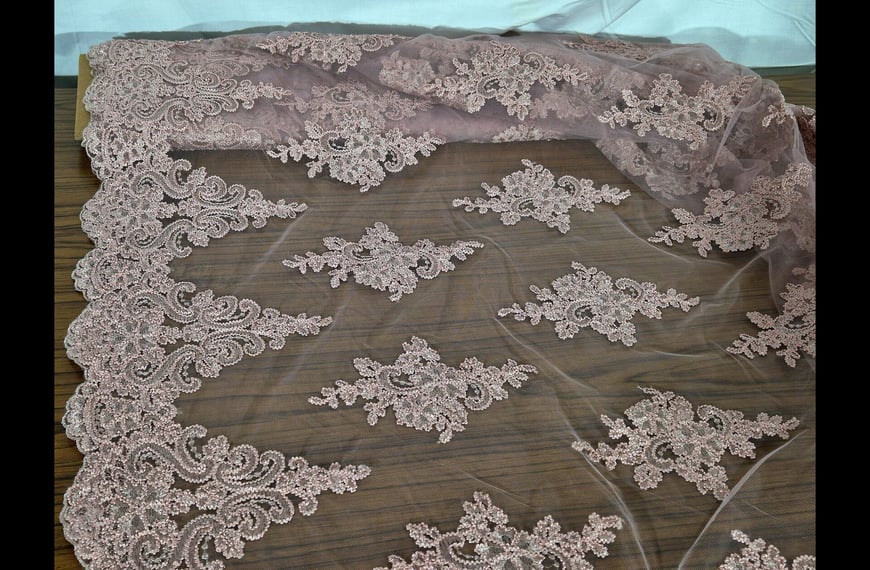 Lace Corded with Bouquets Polyester Single-Colored - 150cm