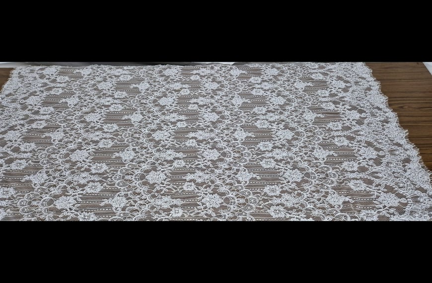 Lace with Daisies Knitted & Pearls & Beads Polyester Single-Colored-130cm