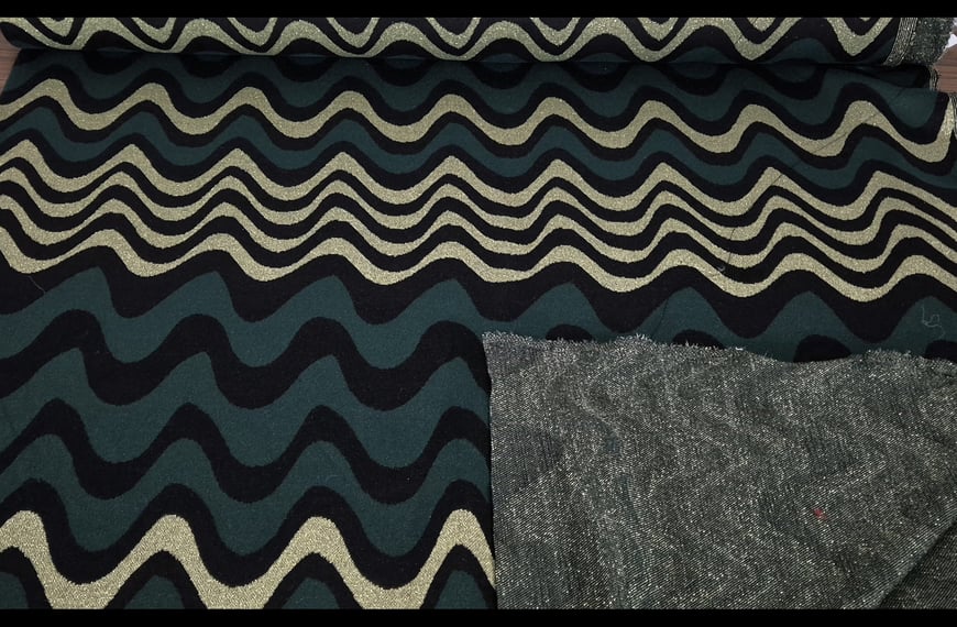 Jacquard with Wavy Patterns Polyester Elast Multi-Colored - 150cm