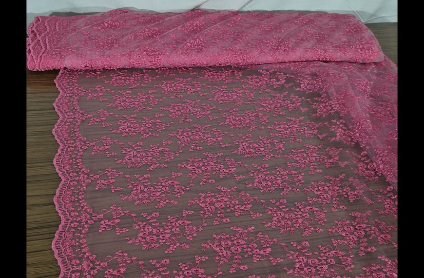 Lace with Branch & Small Flower Polyester Cotton Single-Colored - 150cm