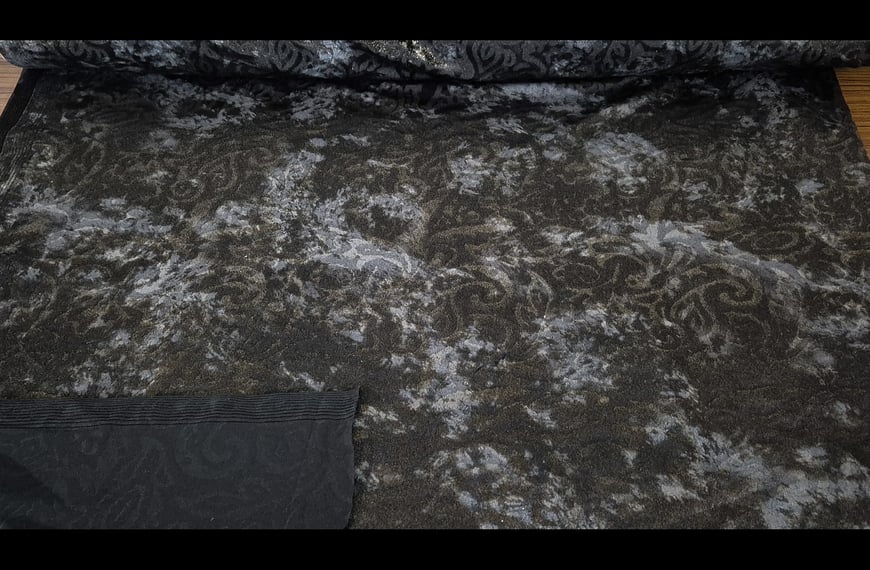 Velvet with Metallic Water Patterns Polyester Elast Multi-Colored - 150cm