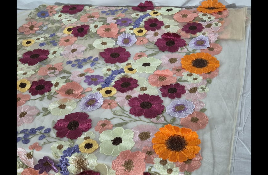 Mesh Tulle with 3D Flowers Polyester Multi-Colored - 150cm