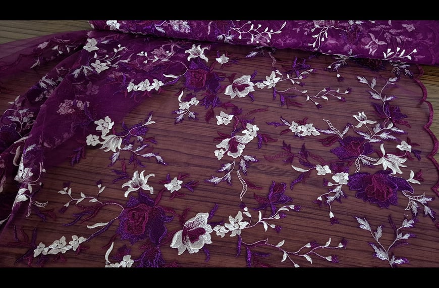 Lace with Flowers Polyester Multi-Colored - 130cm