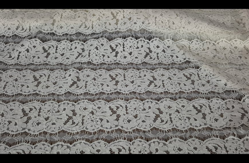 Lace with Flowers in BraidsPolyester Single-Colored - 150cm